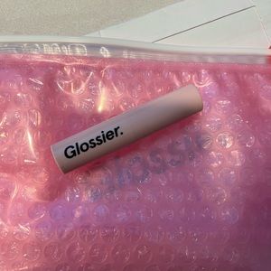 Glossier ultra lip, color: portrait